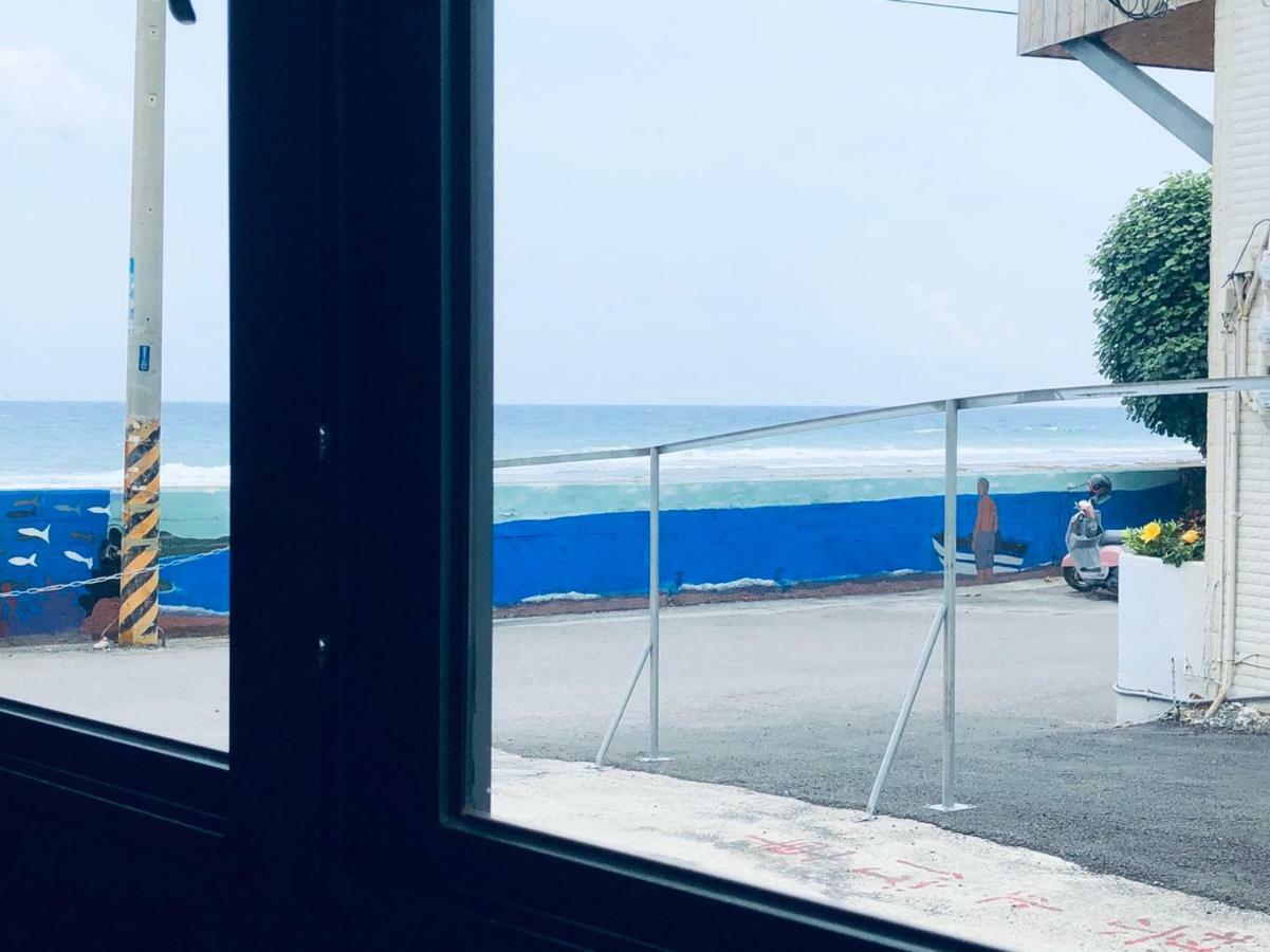 Casa Ostia Bed & Breakfast Hengchun Exterior photo