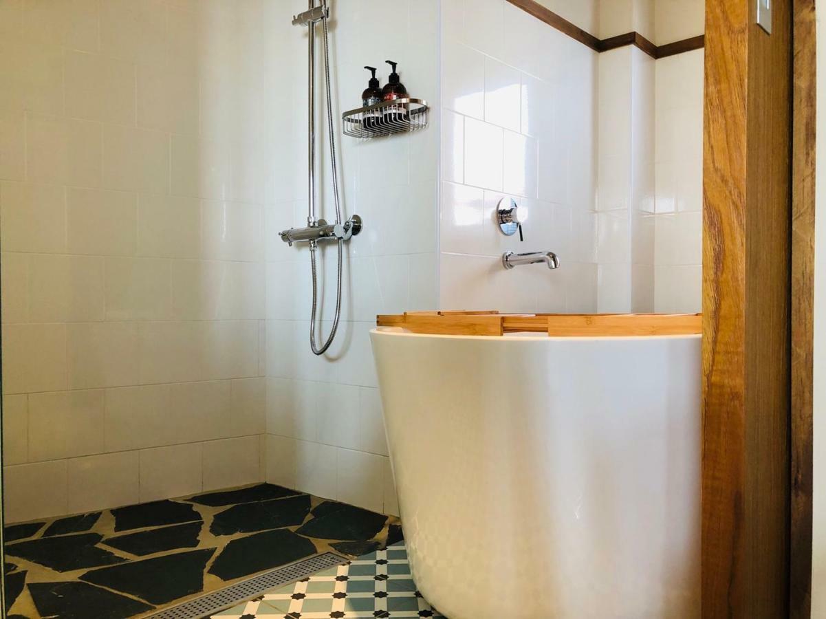 Casa Ostia Bed & Breakfast Hengchun Exterior photo