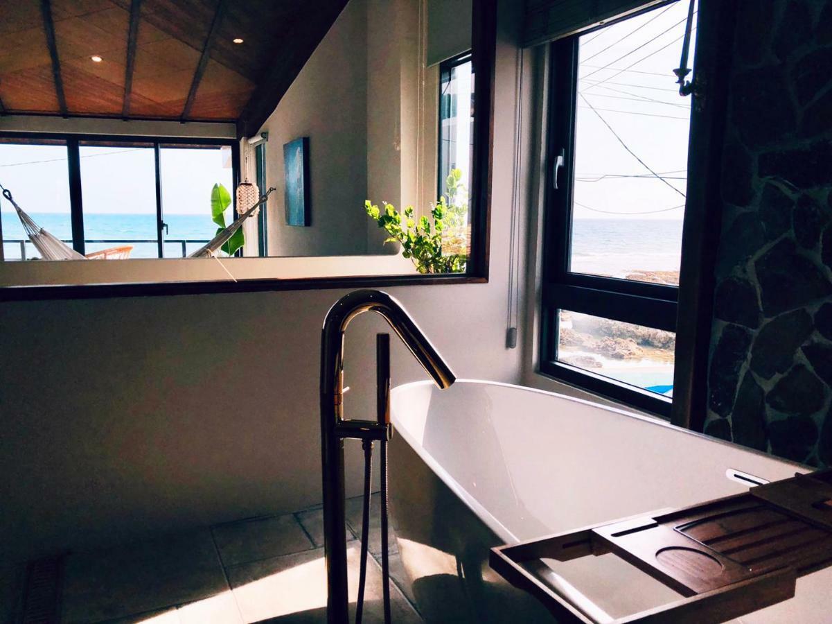 Casa Ostia Bed & Breakfast Hengchun Exterior photo